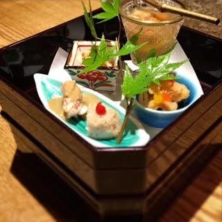 六月の八寸のご紹介です【京都祇園 花見小路 会席料理 祇園迦陵